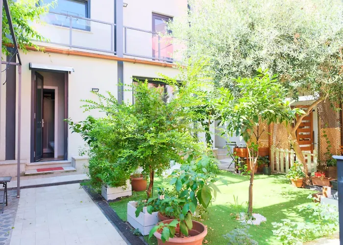 Il Giardino Dell'Argano Rosso